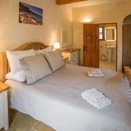 Gozo Spirit Bed & Breakfast Надур Екстериор снимка